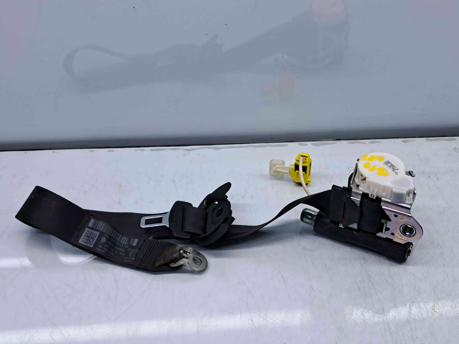 Centura dreapta fata Volkswagen Passat B7 (362) [Fabr 2010-2014] 34032207B