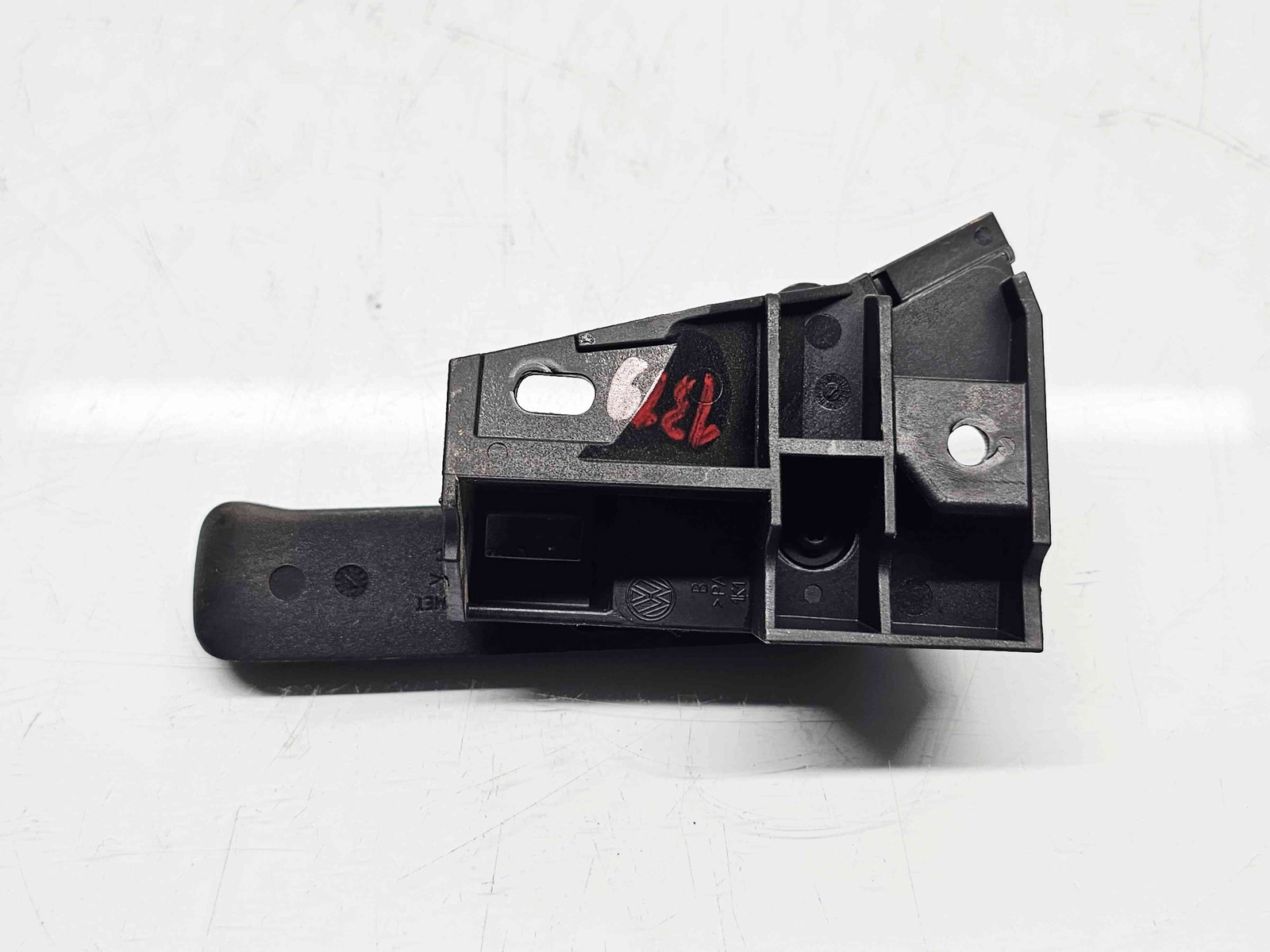 Maner deschidere capota Volkswagen Passat B7 (362) [Fabr 2010-2014] 1J1923533C - imagine 3