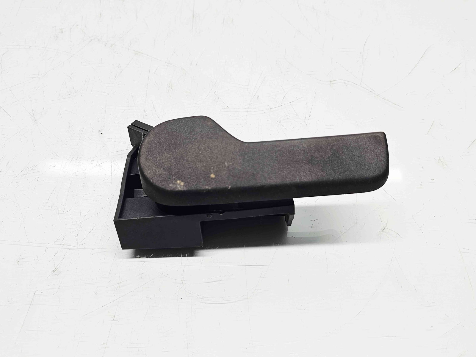 Maner deschidere capota Volkswagen Passat B7 (362) [Fabr 2010-2014] 1J1923533C - imagine 4
