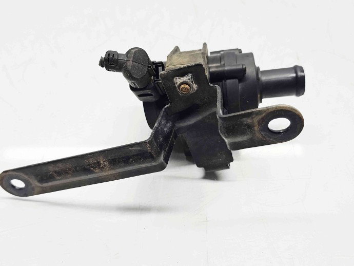 Pompa recirculare apa Volkswagen Passat B7 (362) [Fabr 2010-2014] OEM 1.4 Benz CAXA 90KW / 122CP