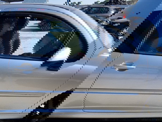 Usa dreapta fata PEUGEOT 207 (WA) [Fabr 2006-2012] 1.6 HDI 9HZ 80KW / 109CP