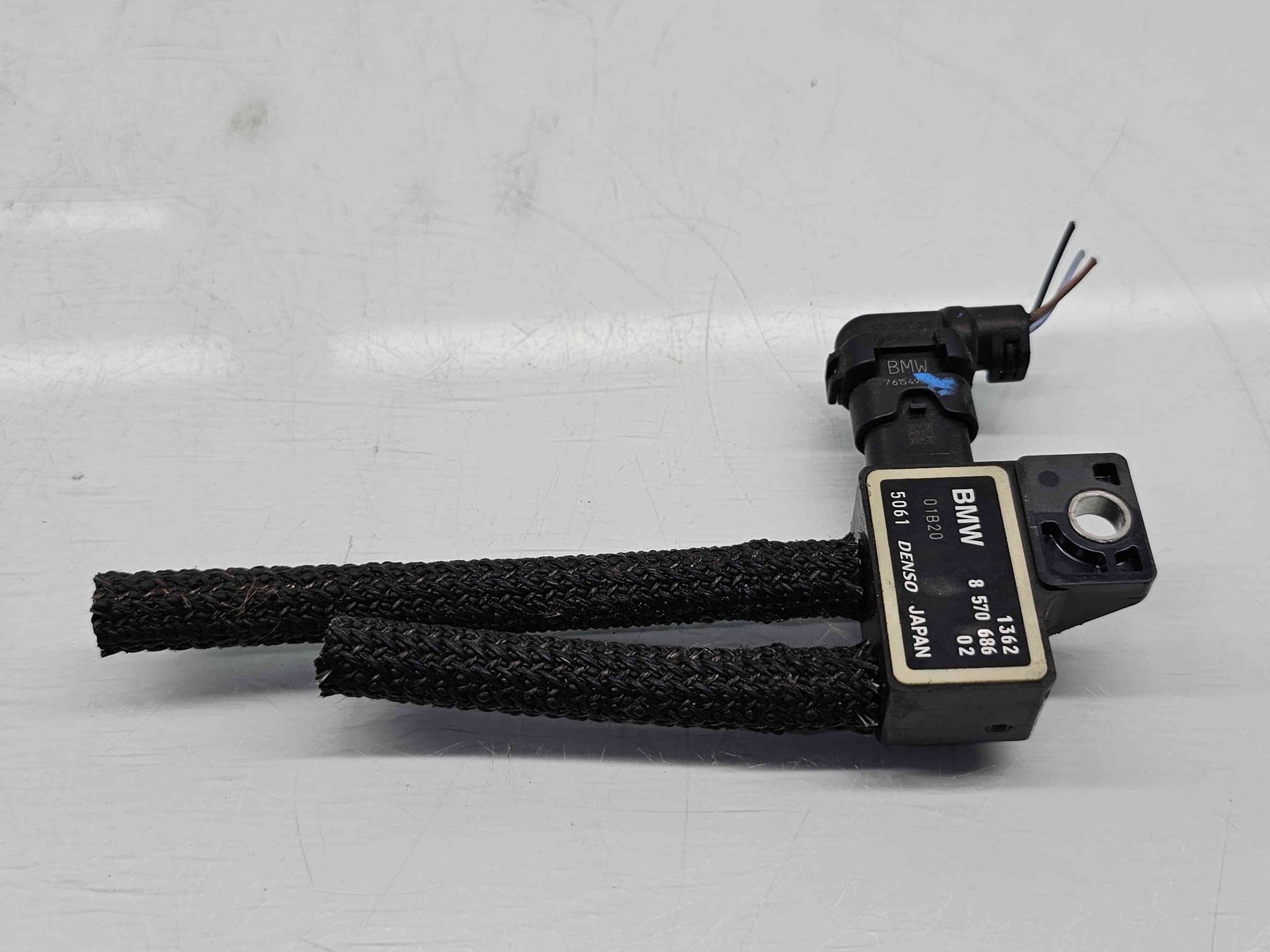 Senzor presiune Bmw 5 (G30, F90) [Fabr 2017-prezent] 8570686 - imagine 1