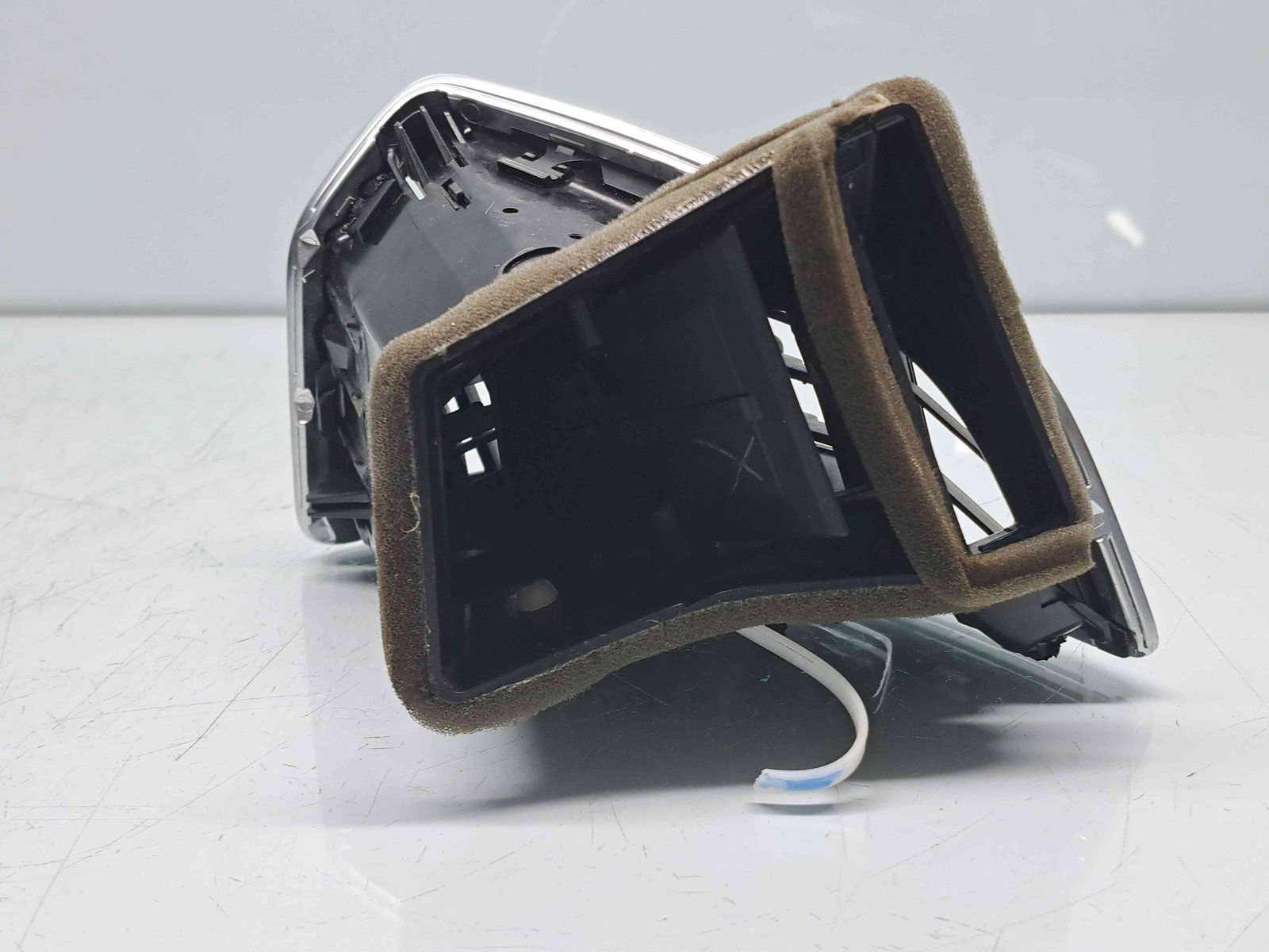 Grila aerisire spate Ford Grand C-Max (CB7) [Fabr 2010-2015] OEM - imagine 3