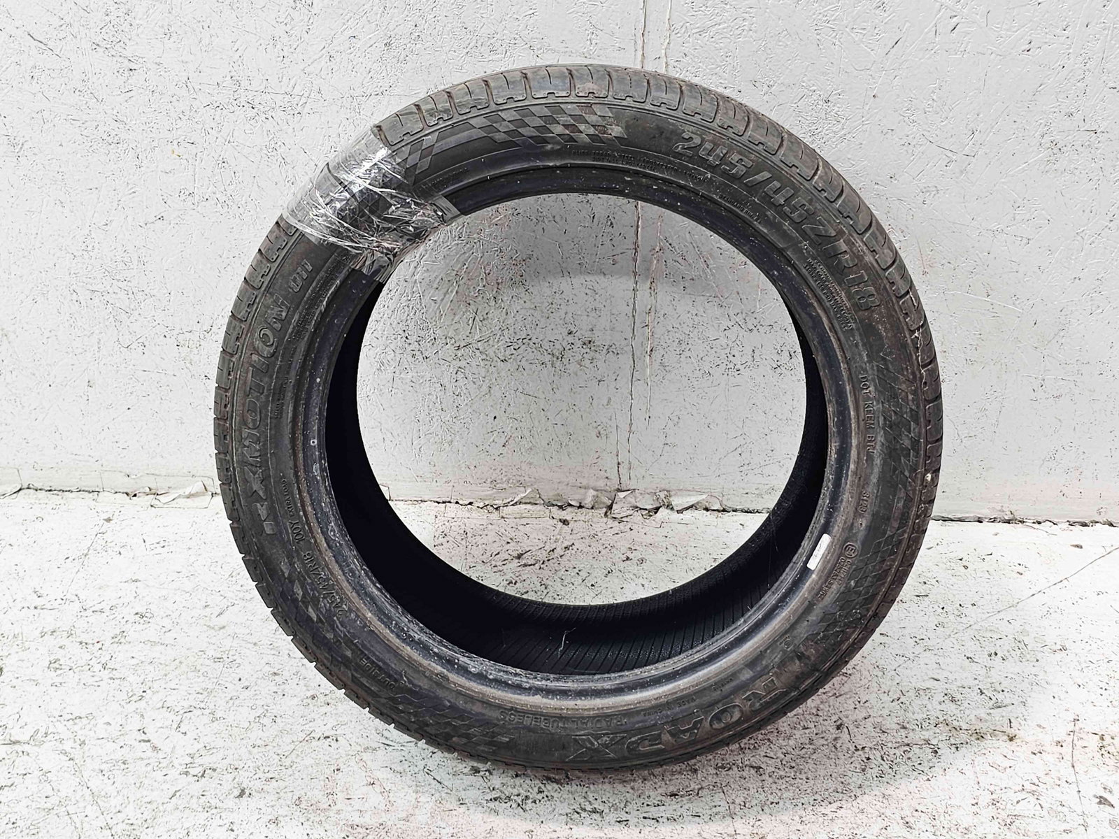 Anvelopa Vara Volkswagen Jetta 4 (162,163) [Fabr 2010-2016] 245/45ZR18