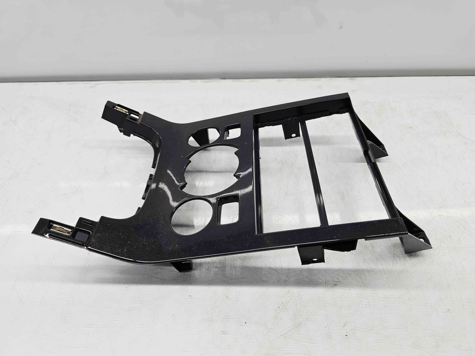 Consola centrala Peugeot 3008 [Fabr 2009-2016] 9685099777 - imagine 1