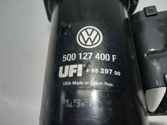Carcasa flitru combustibil 5Q0127400F Skoda Octavia 1.6 CLHA 2012-2022