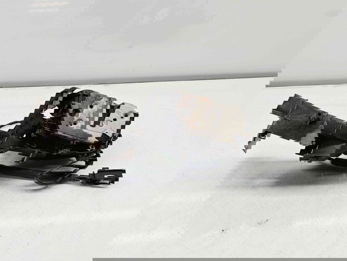 Broasca usa stanga fata Ford Focus 3 [Fabr 2010-2018] BM5A-A21813-AC