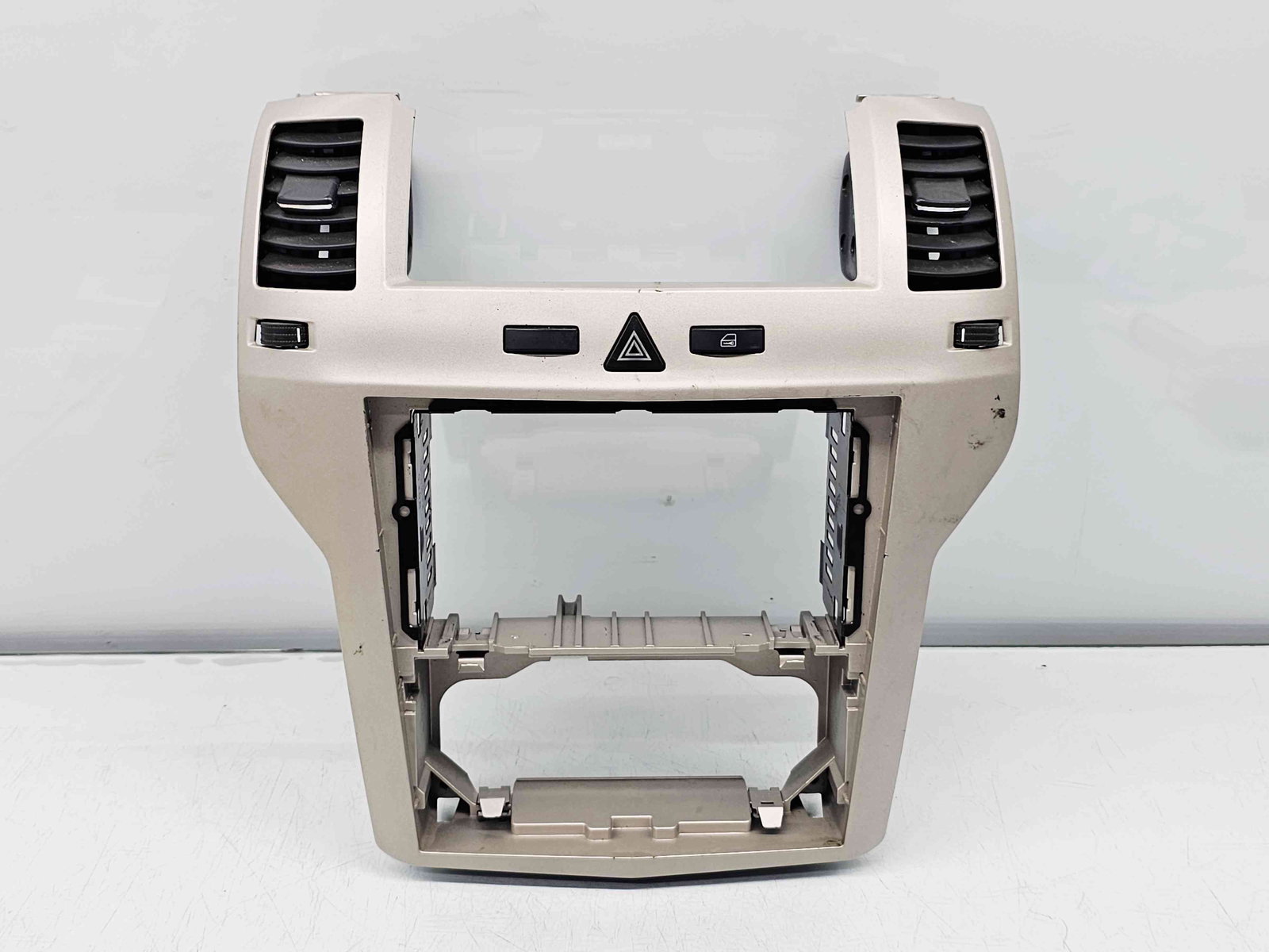 Aceasta este imaginea corespunzatoare acestui obiect