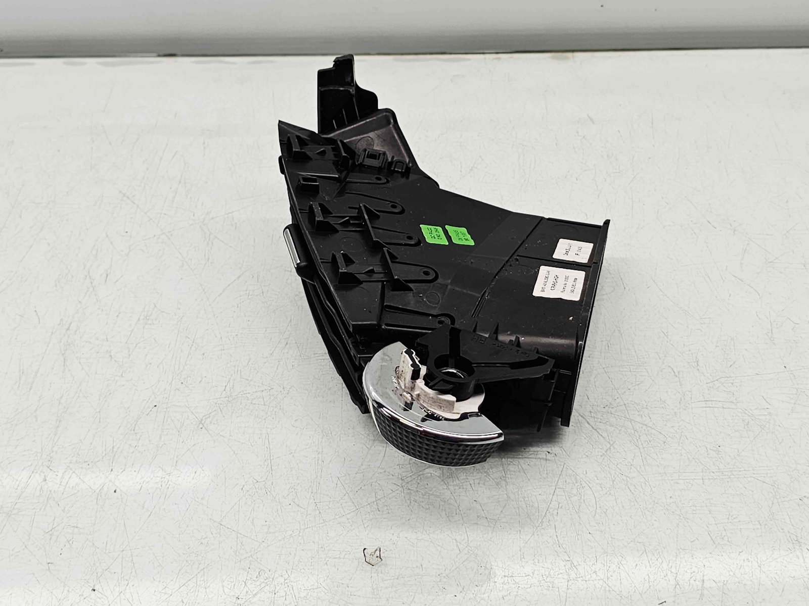 Grila aerisire centrala Ford Focus 3 [Fabr 2010-2018] BM51A014L20 - imagine 4