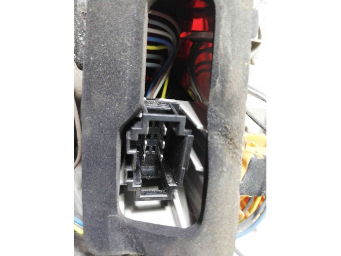 Stop aripa stanga 5E9945095 Skoda Octavia 1.6 CLHA 2012-2022