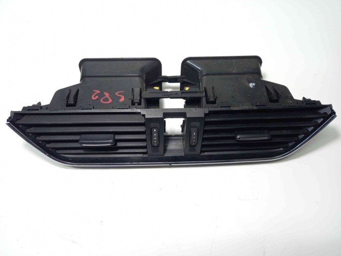 Grila aerisire consola centrala 5E0820951 Skoda Octavia 1.6 CLHA 2012-2022