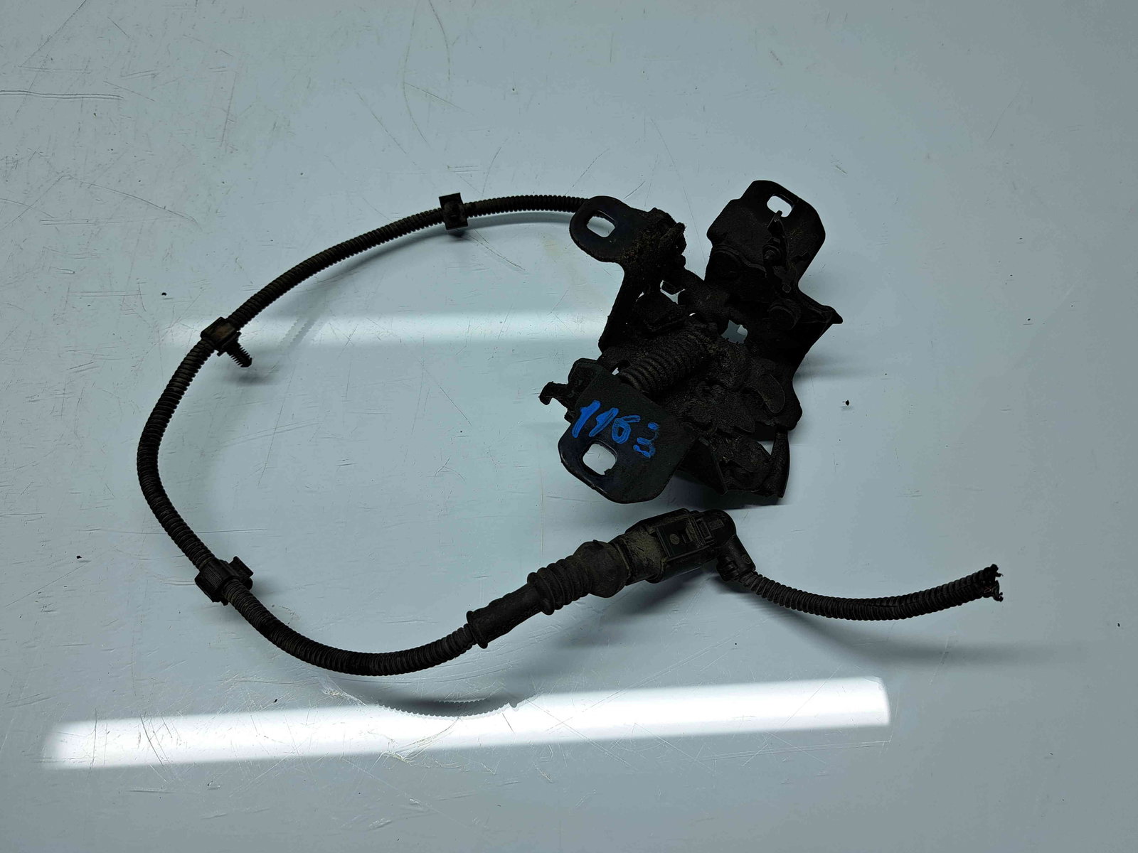 Broasca capota Volkswagen Golf 4 Variant (1J5) [Fabr 1999-2005] OEM - imagine 3