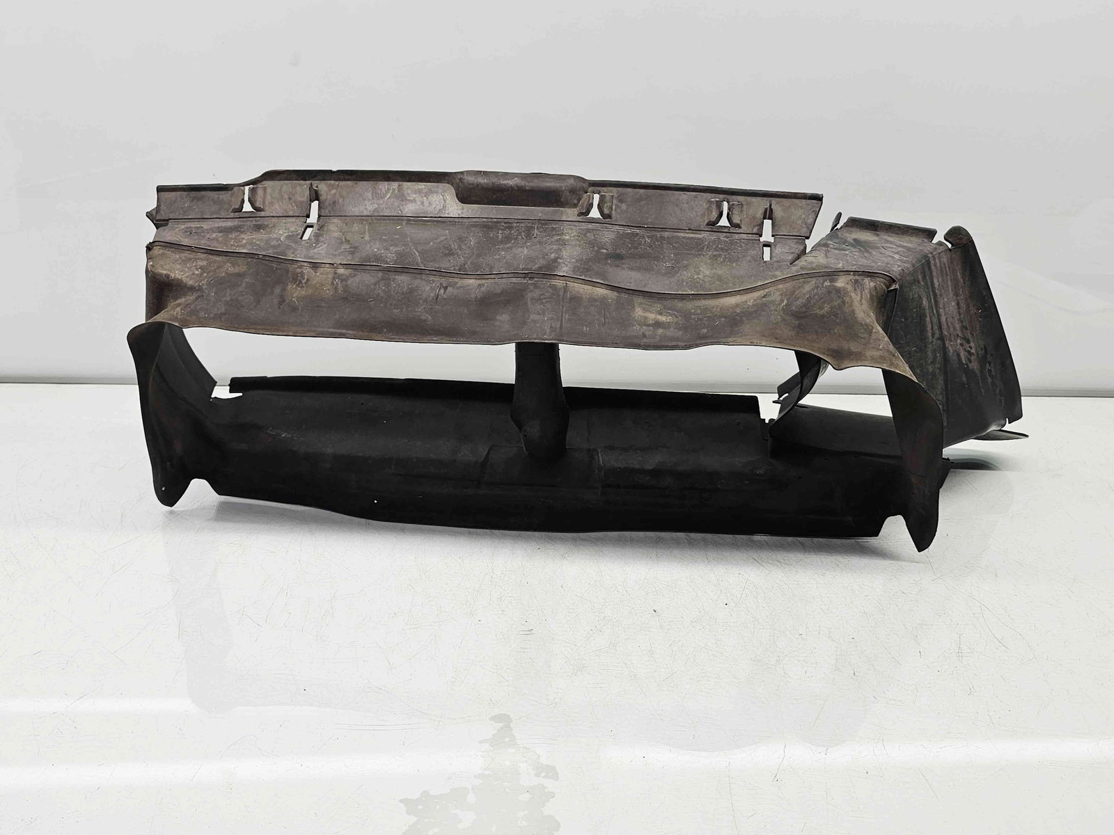 Deflector aer Ford Focus 3 [Fabr 2010-2018] BM51-8314-C - imagine 1