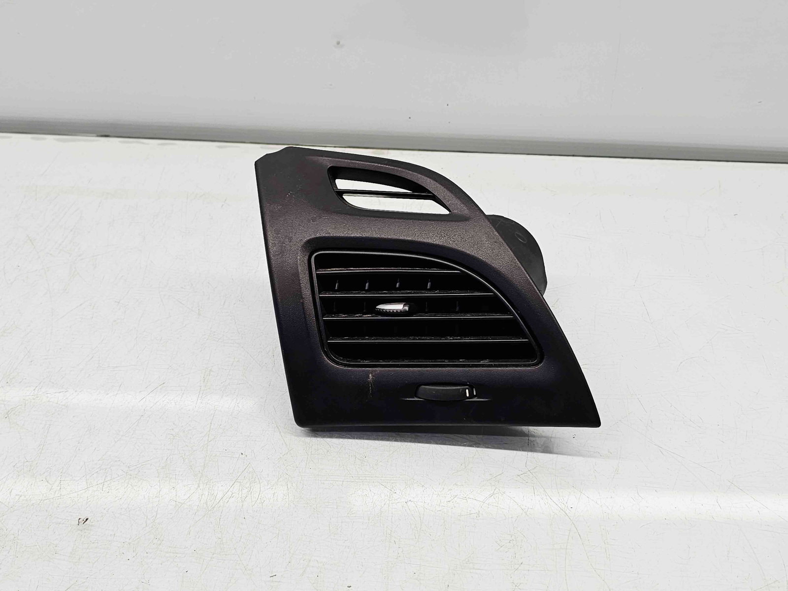 Grila aerisire stanga Renault Fluence [Fabr 2010-prezent] OEM - imagine 3