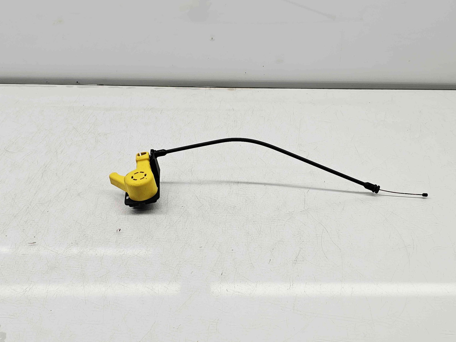 Maner deschidere capota Ford Focus 3 [Fabr 2010-2018] BM51-16A770-AB - imagine 2