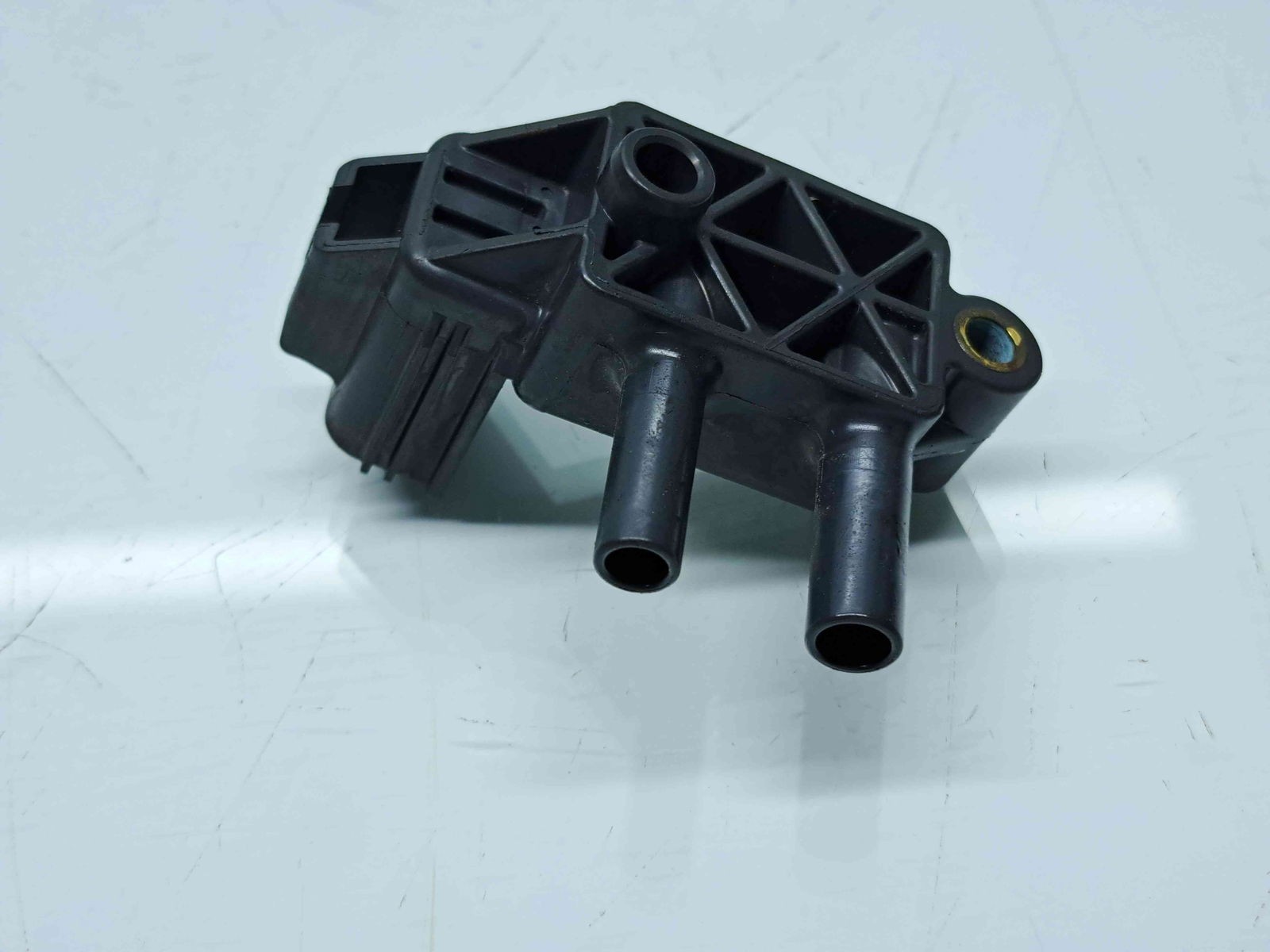 Senzor presiune Ford C-Max 2 [Fabr 2010-2015] AV615L200 - imagine 3