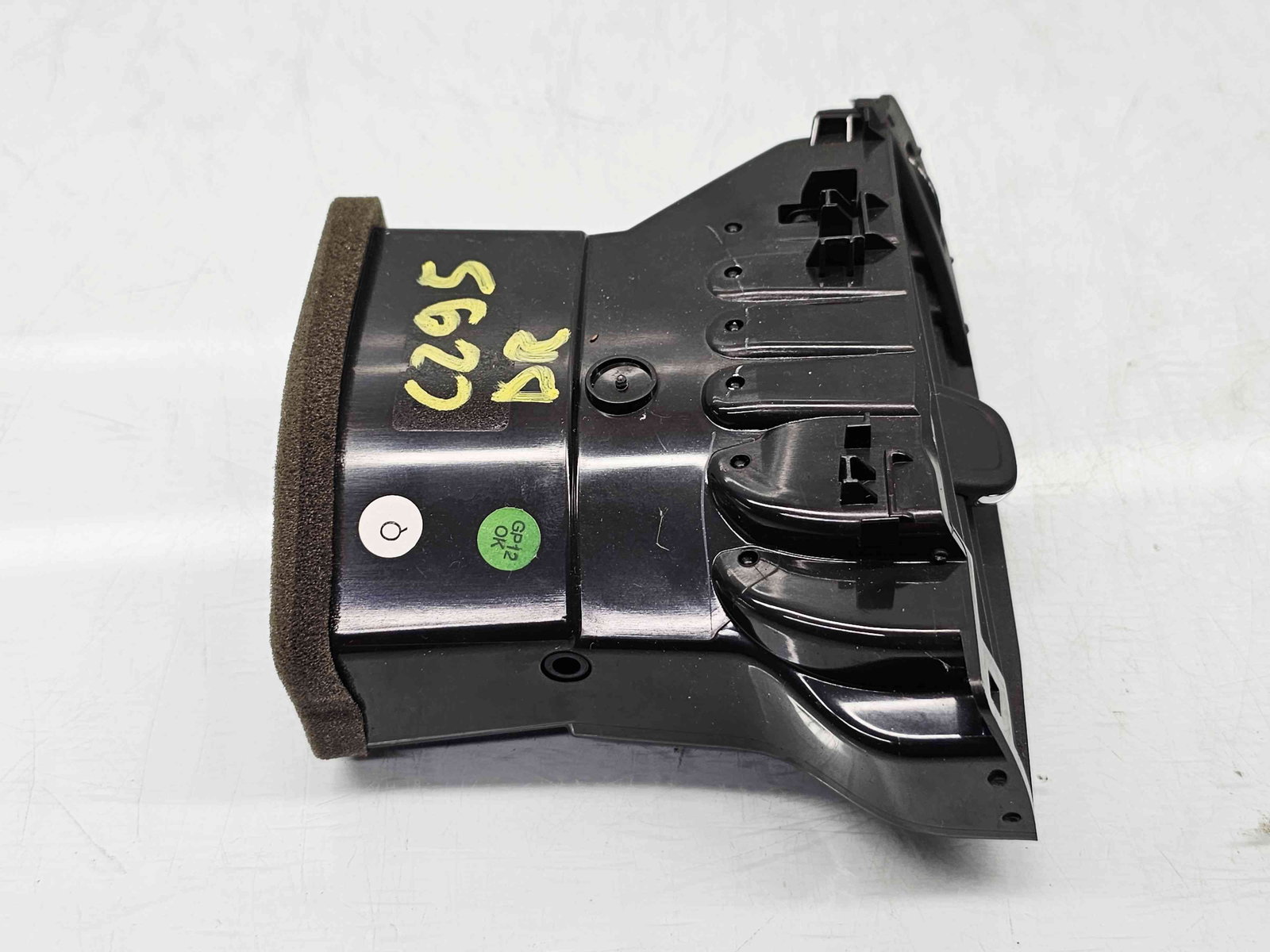 Grila aerisire dreapta Opel Astra K Hatchback [Fabr 2015-2022] 39079556 - imagine 1