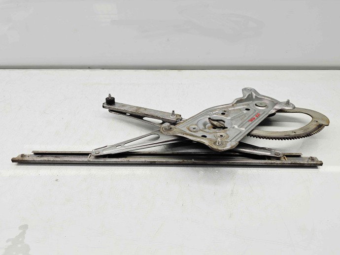 Macara electrica geam stanga fata Renault Megane 3 (B95) [Fabr 2008-2016] 807210002R