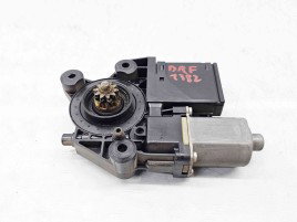 Motoras geam dreapta fata Renault Megane 3 (B95) [Fabr 2008-2016] 807300004R