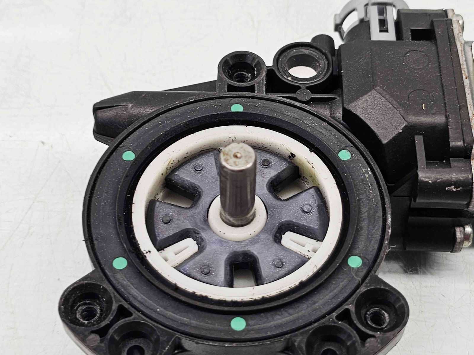 Motoras geam stanga fata Renault Fluence [Fabr 2010-prezent] 402033F - imagine 2