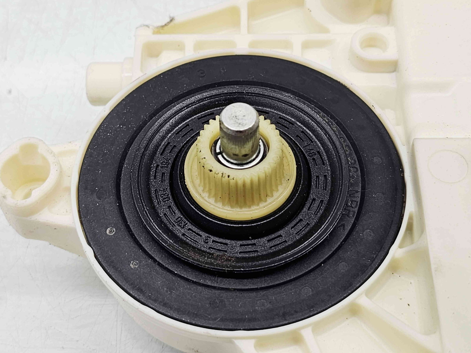 Motoras geam stanga spate Renault Megane 3 (B95) [Fabr 2008-2016] 827300003R - imagine 2