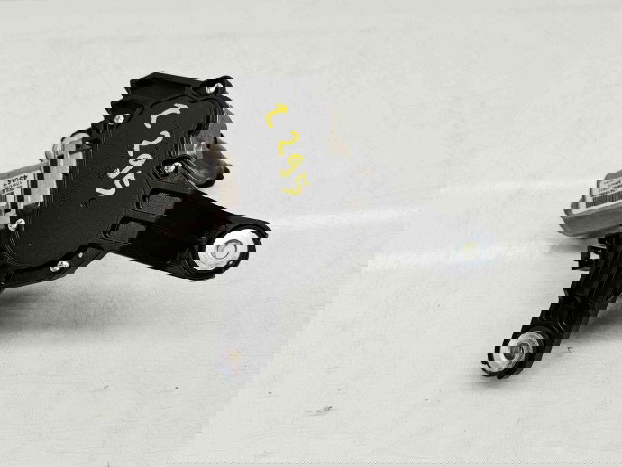  Motoras stergator haion Opel Astra K Hatchback [Fabr 2015-2022] 13418998