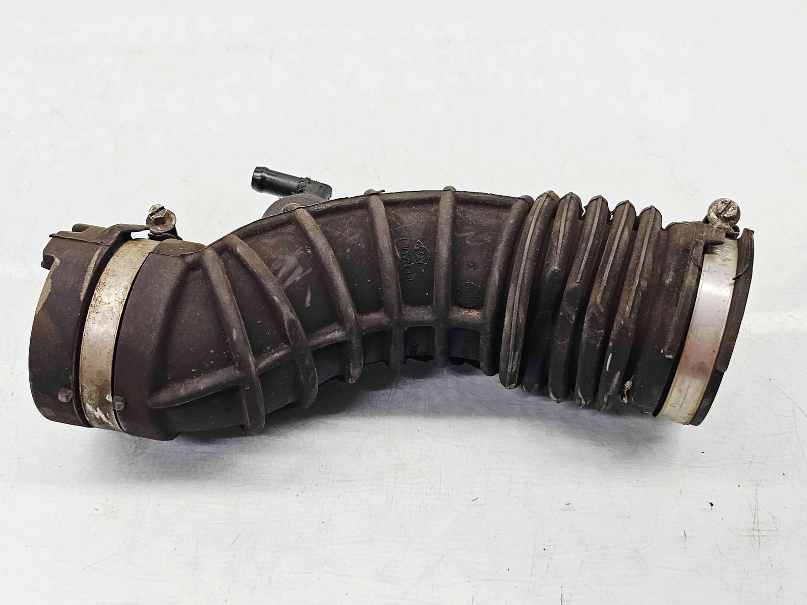 Tub admisie aer Renault Fluence [Fabr 2010-prezent] 82009373822 1.6 Benz K4M838 81KW / 110CP - imagine 1