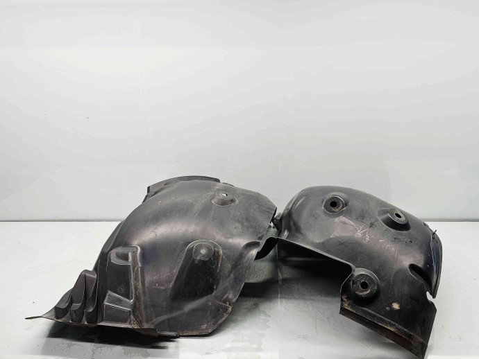 Carenaj roata dreapta fata Renault Megane 3 (B95) [Fabr 2008-2016] 638420004R