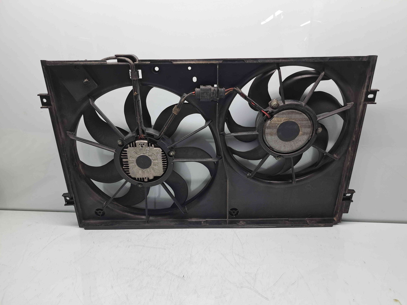 Electroventilator Volkswagen Golf 5 Plus (5M1) [Fabr 2005-2008] 1K0121207 1.9 TDI BLS77KW / 105CP - imagine 2