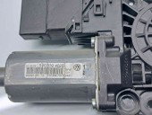 Motoras geam dreapta spate Volkswagen Golf 5 Plus (5M1) [Fabr 2005-2008] 5M0839402B