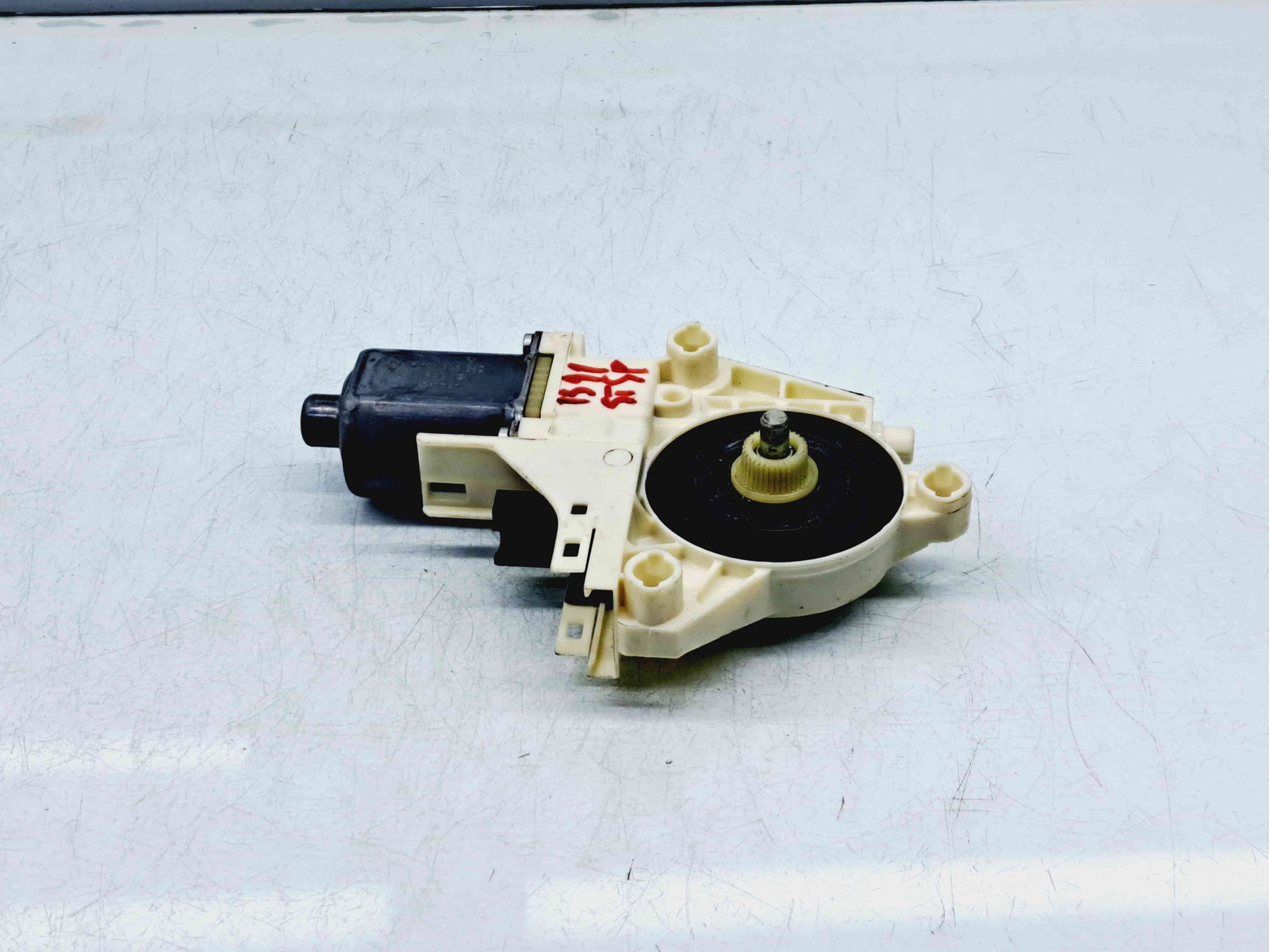 Motoras geam stanga spate Renault Fluence [Fabr 2010-prezent] 827310012R - imagine 4