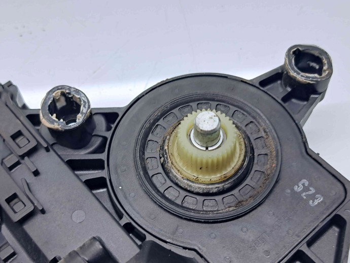 Motoras geam stanga spate Volkswagen Golf 5 Plus (5M1) [Fabr 2005-2008] 5M0839401B