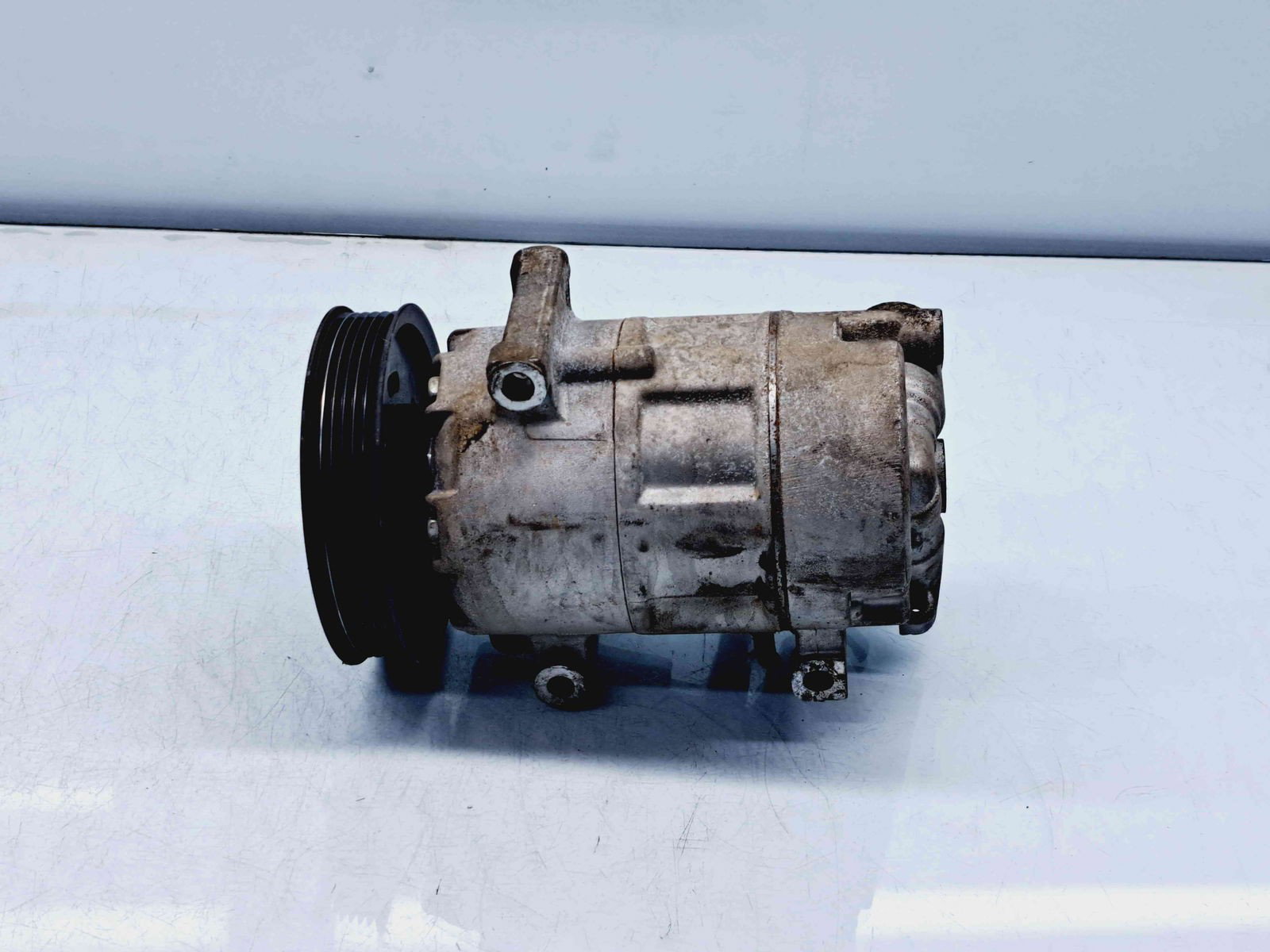 Compresor clima Renault Scenic 3 [Fabr 2009-2015] 8200939386A 1.6 Benz K4M858 81KW / 110CP - imagine 1