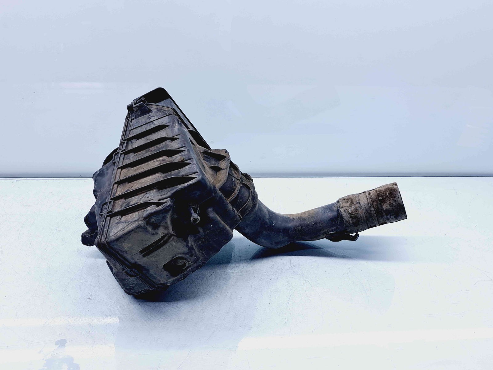 Carcasa filtru aer Renault Scenic 3 [Fabr 2009-2015] 8200947663 1.6 Benz K4M858 81KW / 110CP - imagine 1