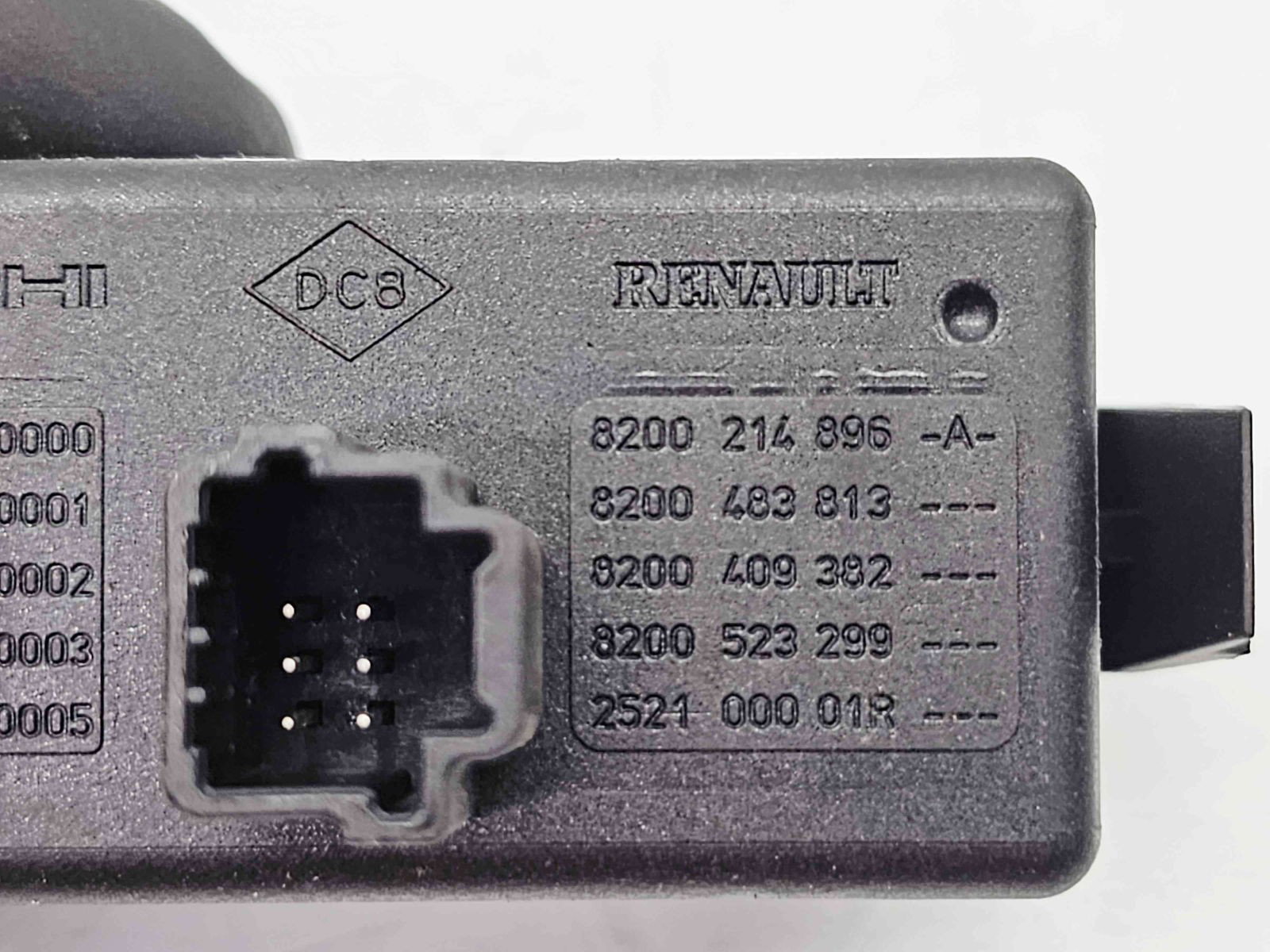 Buton avarii Renault Scenic 3 [Fabr 2009-2015] 8200214898 - imagine 2