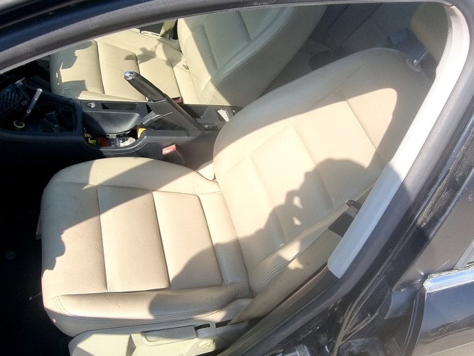 Scaun stanga fata AUDI A4 Avant (8ED, B7) [Fabr 2004-2008] 2.0 TDI BPW 103 KW / 140CP