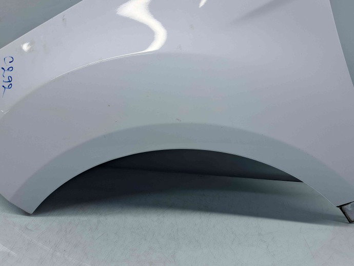 Aripa stanga fata Ford Ecosport [Fabr 2017-2024] Frozen White