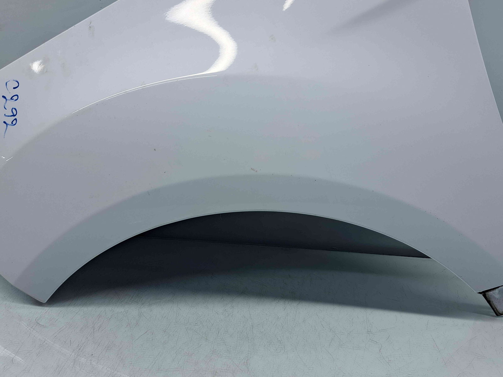 Aripa stanga fata Ford Ecosport [Fabr 2017-2024] Frozen White - imagine 4