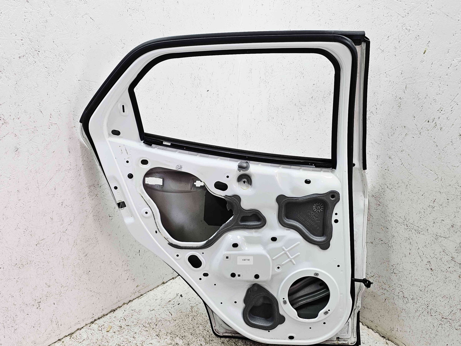 Usa stanga spate Ford Ecosport [Fabr 2017-2024] Frozen White - imagine 6