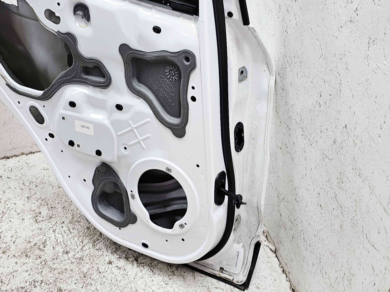 Usa stanga spate Ford Ecosport [Fabr 2017-2024] Frozen White - imagine 7