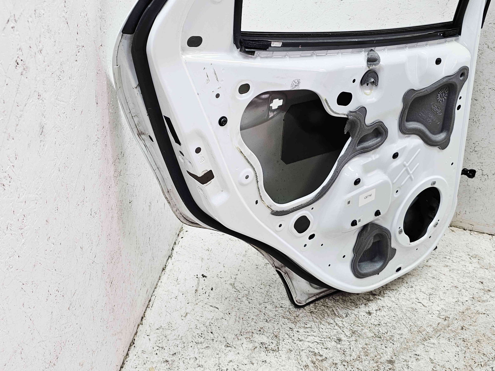 Usa stanga spate Ford Ecosport [Fabr 2017-2024] Frozen White - imagine 8