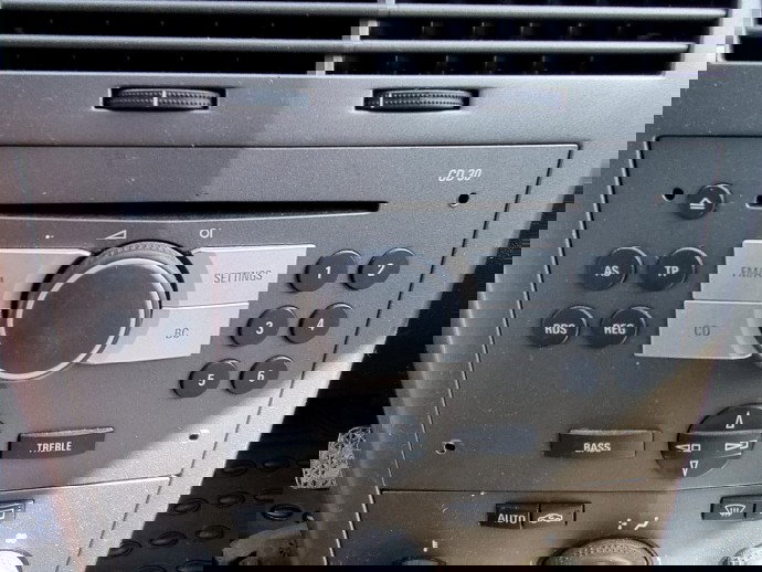 Radio CD Opel Astra H [Fabr 2004-2009] 1.6 Benz Z16XEP 77 KW / 105 CP