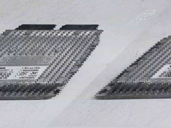 Calculator motor ECU  PEUGEOT 407 [Fabr 2004-2010] 9654232880   