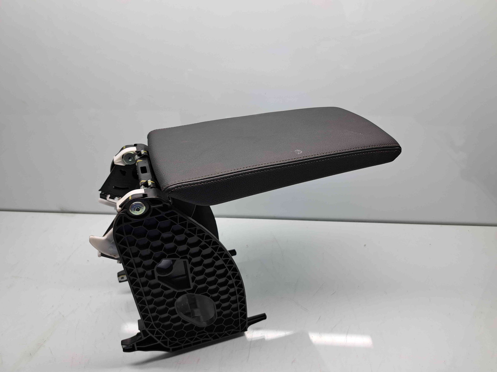 Cotiera Skoda Superb III Combi (3V5) [Fabr 2015-2024] 3V0864207A - imagine 3