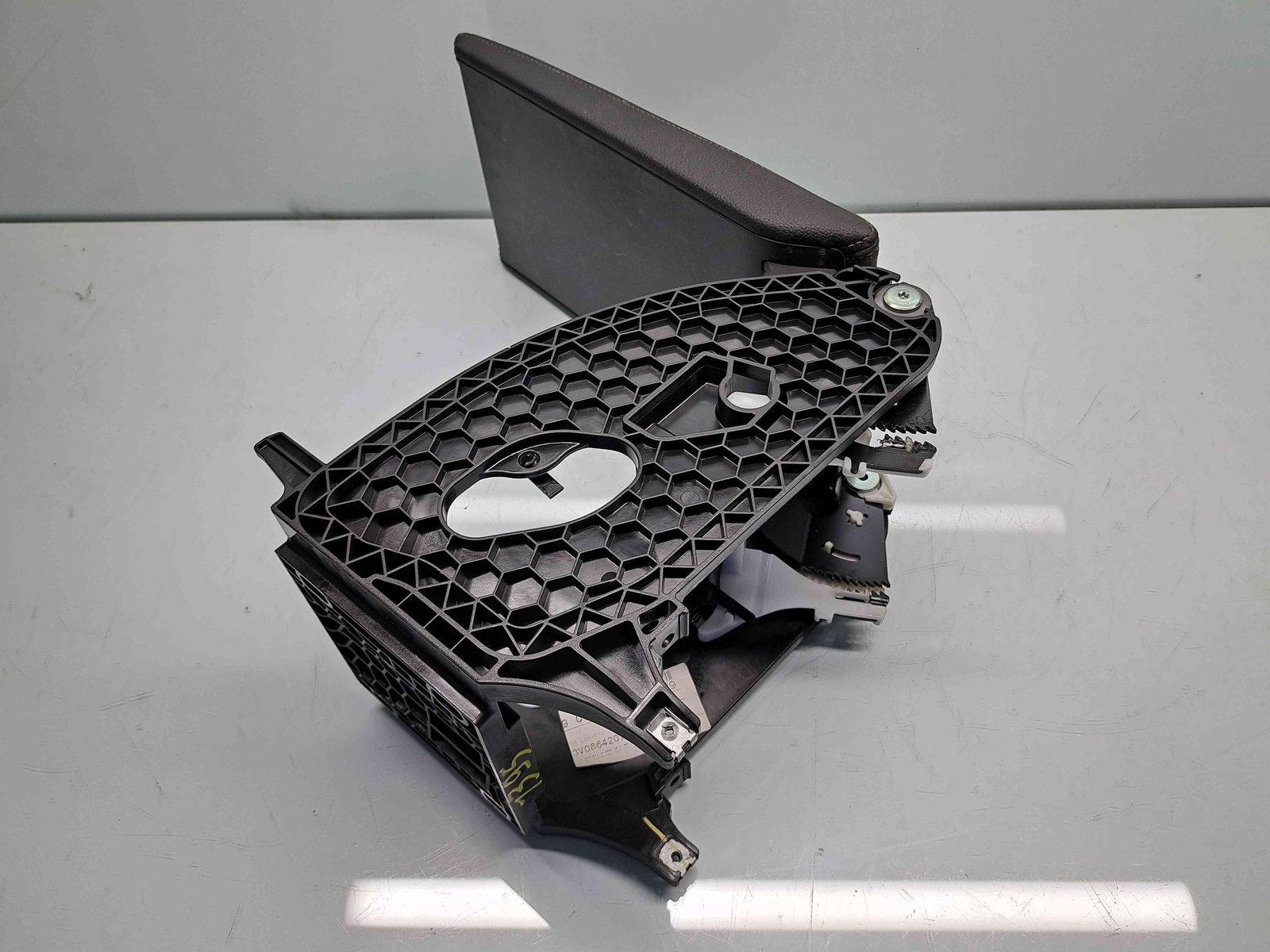 Cotiera Skoda Superb III Combi (3V5) [Fabr 2015-2024] 3V0864207A - imagine 5