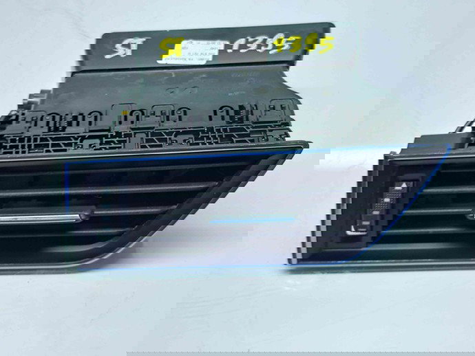  Grila aerisire stanga Skoda Superb III Combi (3V5) [Fabr 2015-2024] 3V0819701D