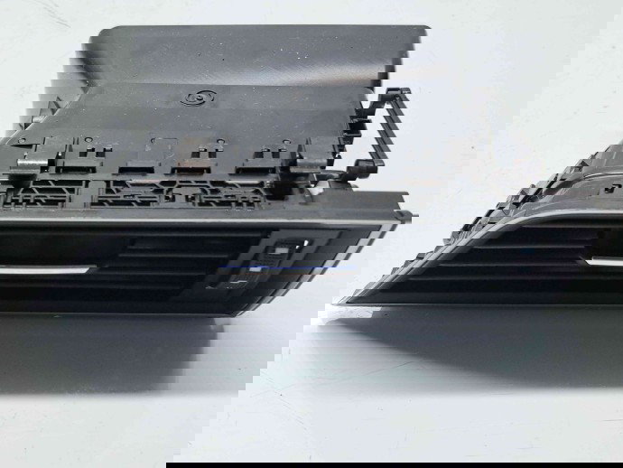  Grila aerisire stanga Skoda Superb III Combi (3V5) [Fabr 2015-2024] 3V0819701D