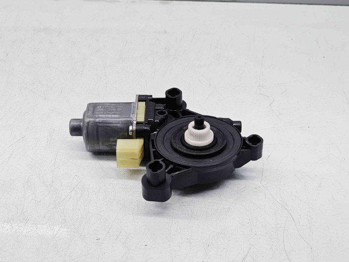 Motoras geam dreapta spate Skoda Superb III Combi (3V5) [Fabr 2015-2024] 5Q0959802A
