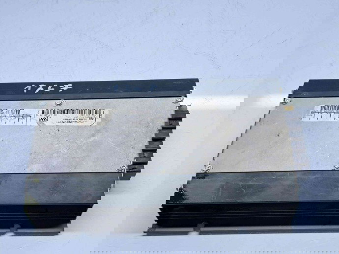  Amplificator audio Volkswagen Phaeton (3D) [Fabr 2002-2016] 3D0035466A