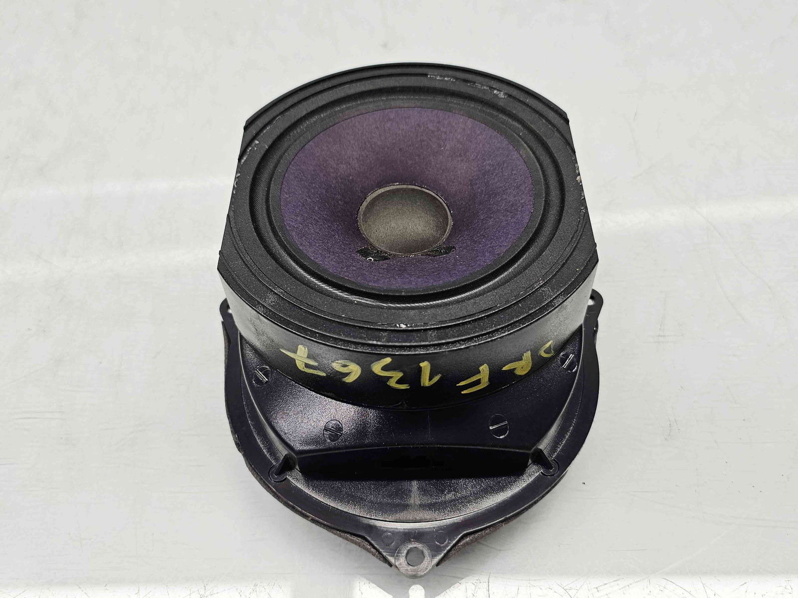 Boxa dreapta fata Volkswagen Phaeton (3D) [Fabr 2002-2016] 3D0035453